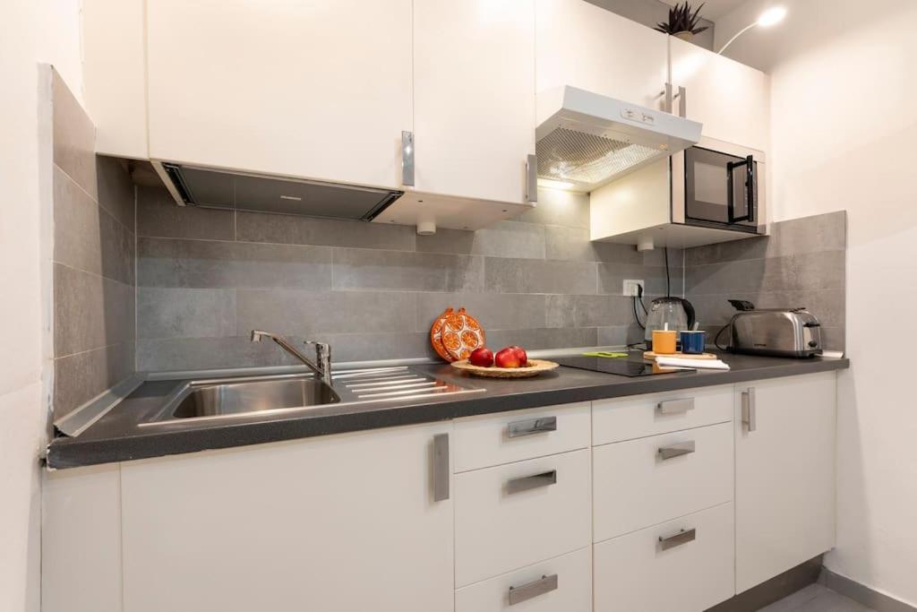 Macci-sant' Ambrogio One Bedroom Flat *