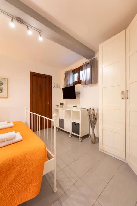 Macci-sant' Ambrogio One Bedroom Flat Apartamento *